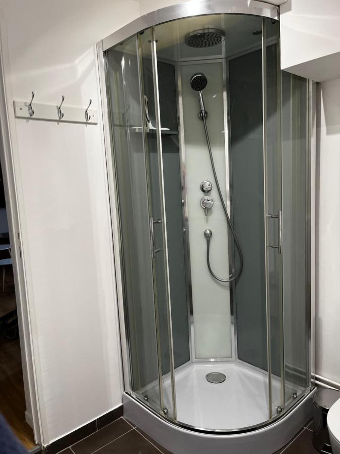 Mantes-la-Ville Lcy Home - Superbe Appartement De Plein Pied מראה חיצוני תמונה